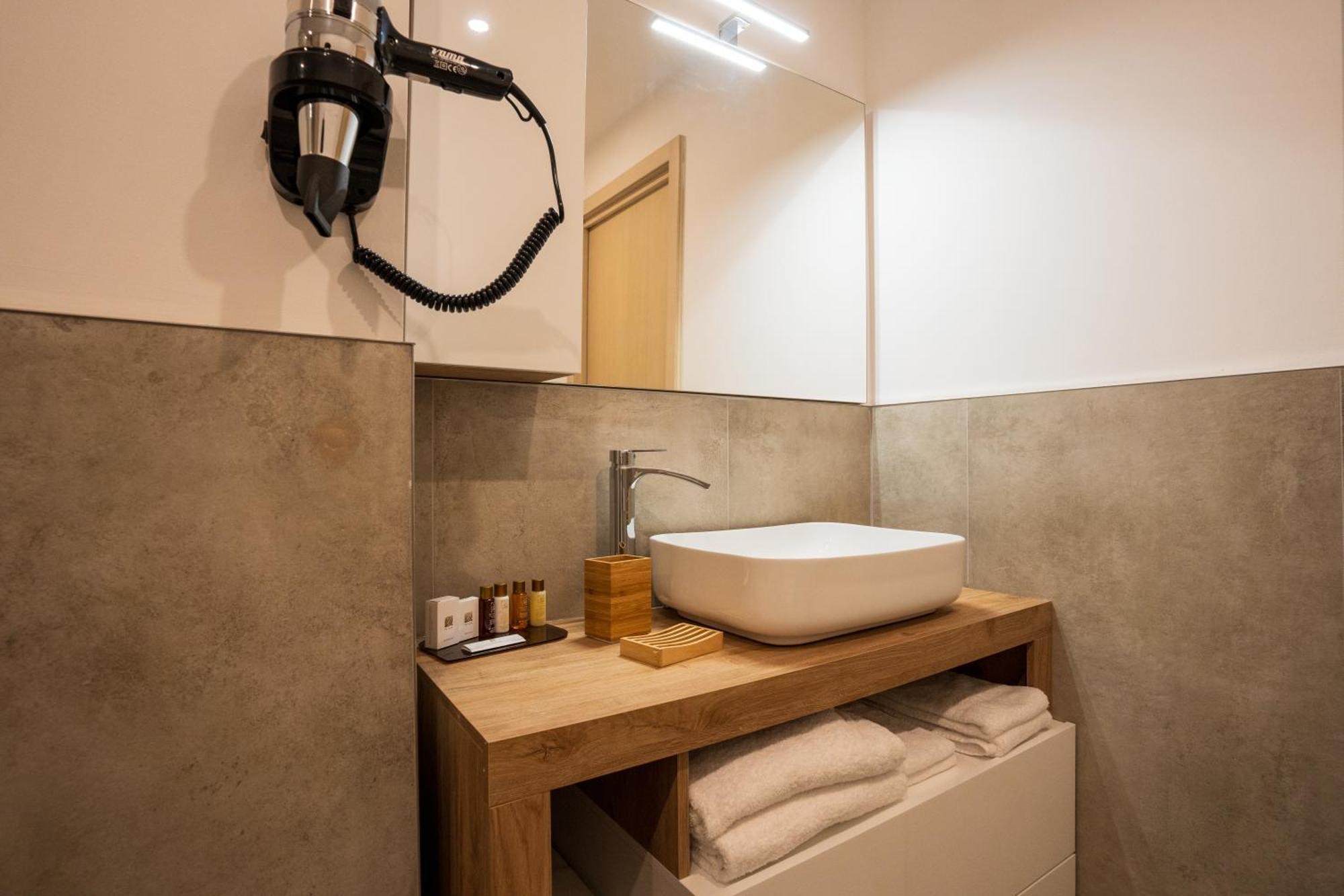 Hotel Bula Боллате Экстерьер фото