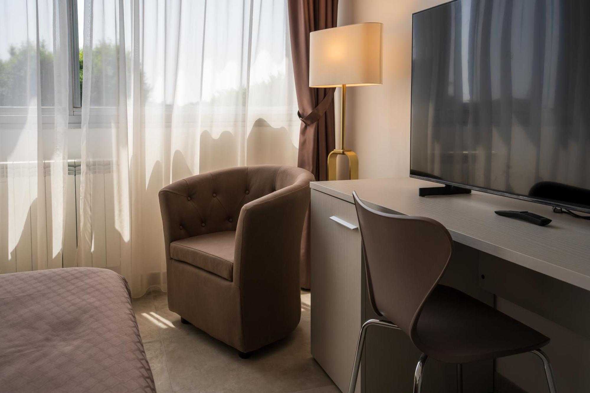 Hotel Bula Боллате Экстерьер фото